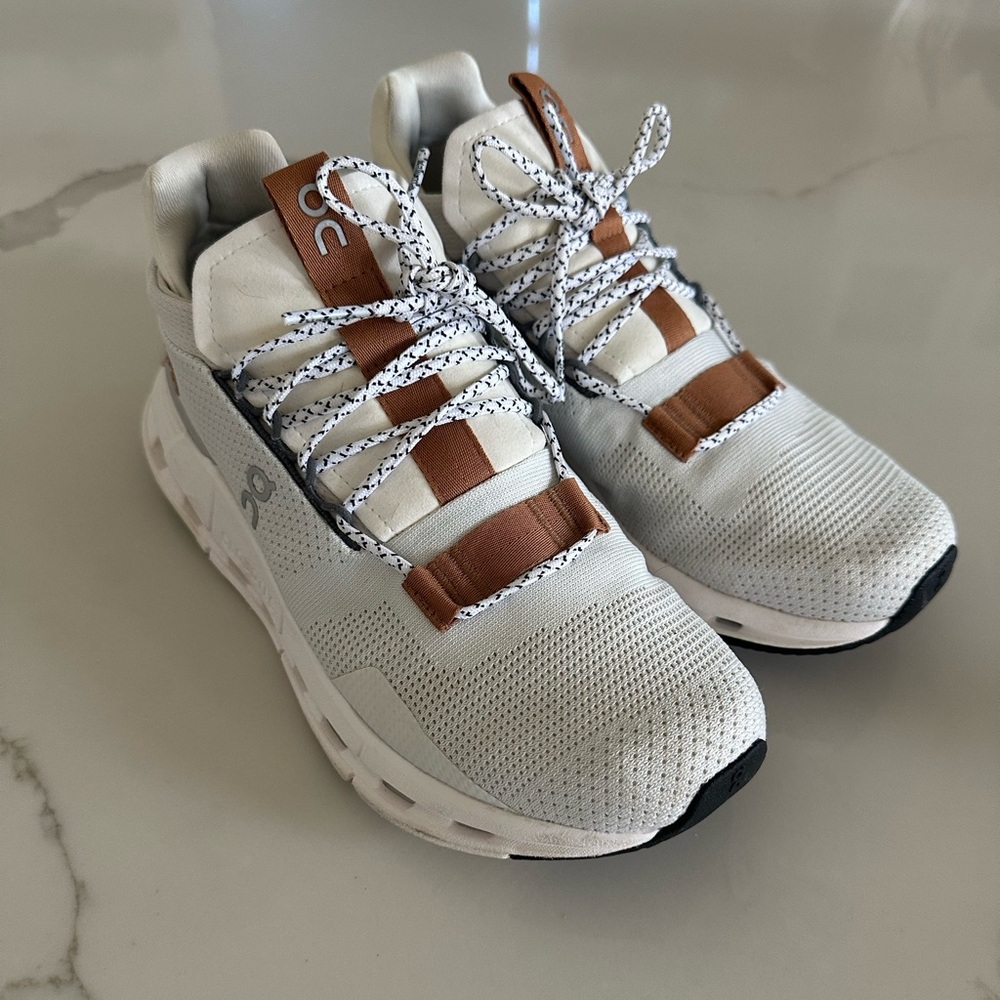 On Cloud Cloudnova Running White and Tan Sneakers